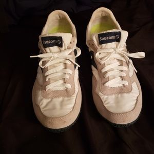 Mens saucony size 11 sneakers
